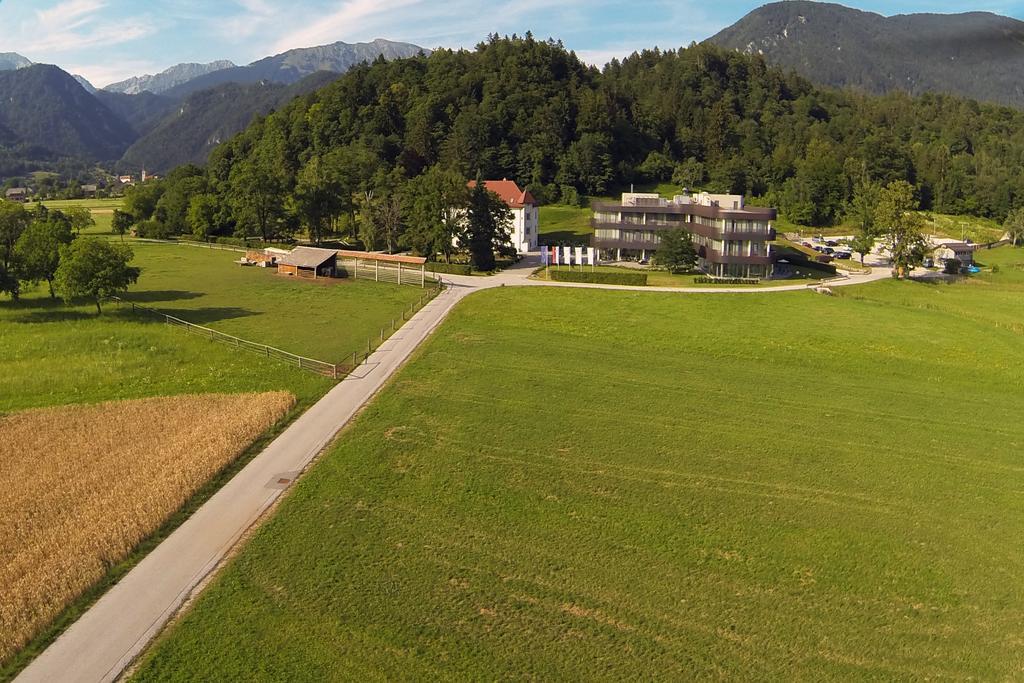 Lambergh Chateau & Hotel Dvorska Vas Eksteriør billede