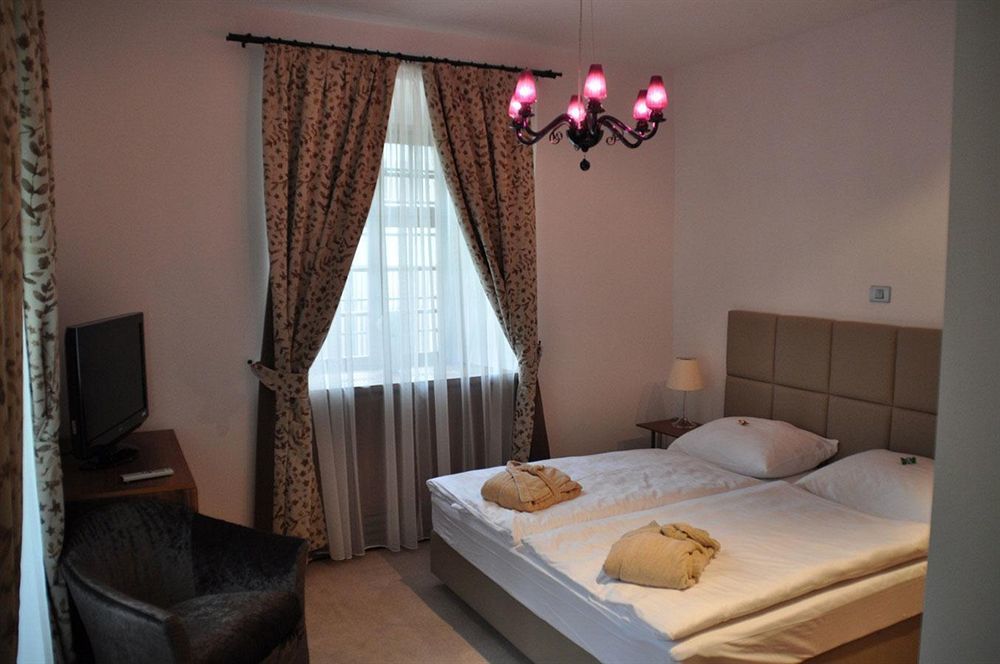 Lambergh Chateau & Hotel Dvorska Vas Eksteriør billede